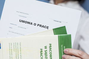 Umowa o pracę oraz urlop bezpłatny a ubezpieczenie zdrowotne